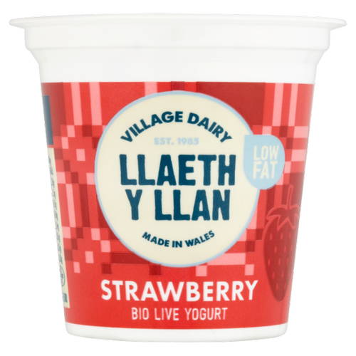 Llaeth Y Llan Strawberry Yogurt 125g
