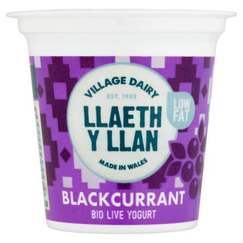 Llaeth Y Llan Blackcurrant Yogurt 125g